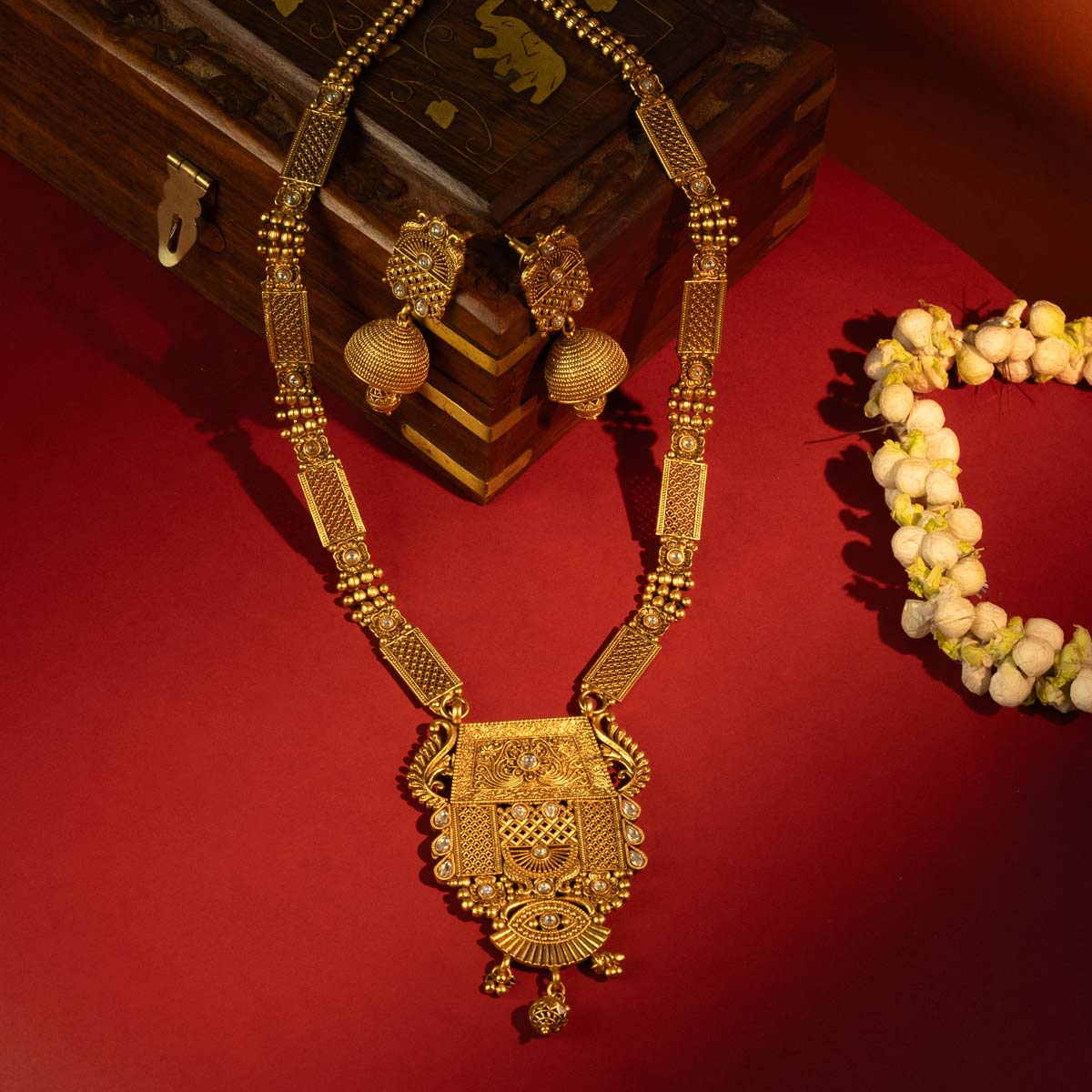 Antique Gold-Plated Temple Jewellery Set