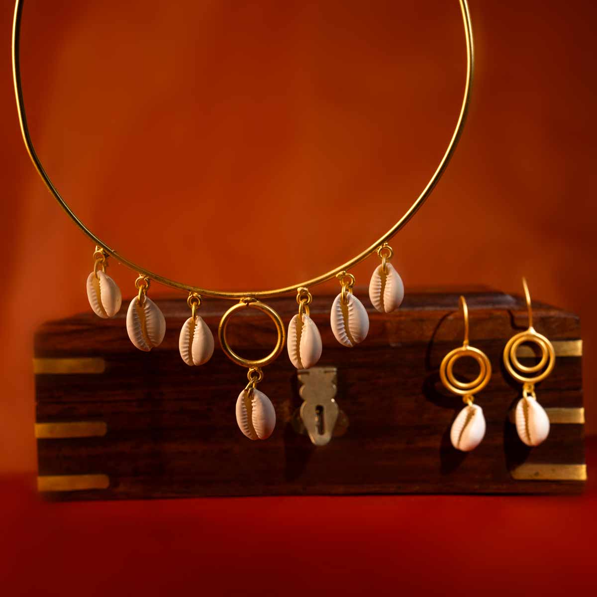 Gold-Plated Cowrie Shell Necklace Set