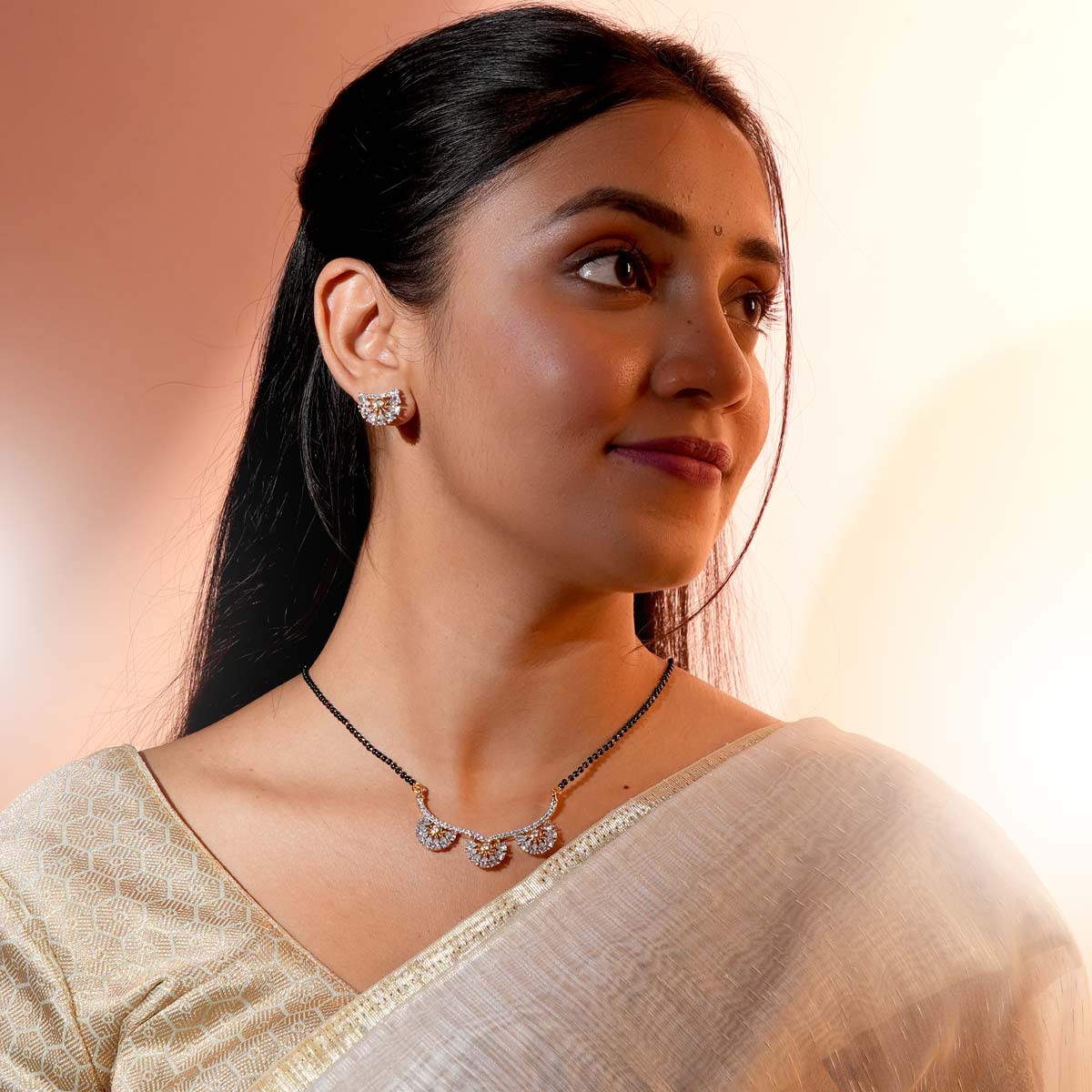 Madhavi Mangalsutra