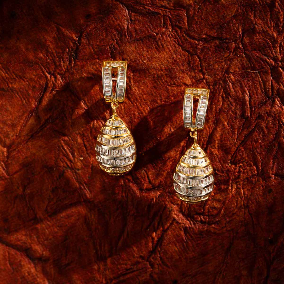 Swarna Teardrop Earrings