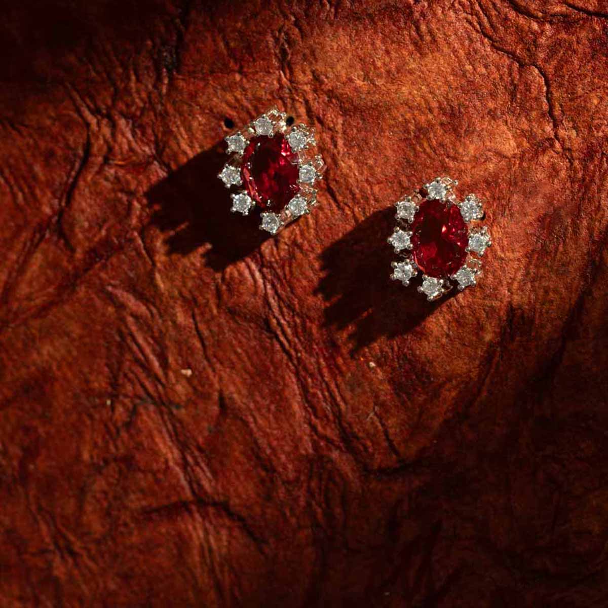 Ruhani Halo Studs