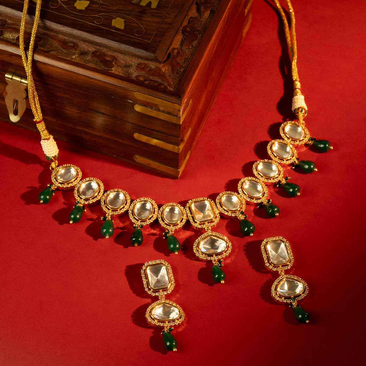 Kundan Necklace Set with Teardrop Detailing