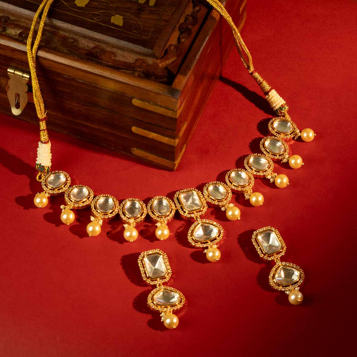 Kundan Necklace Set with Teardrop Detailing