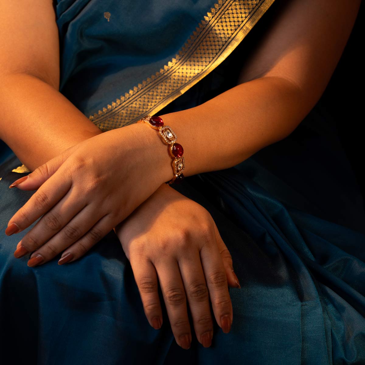 Ishani Kundan Bangle